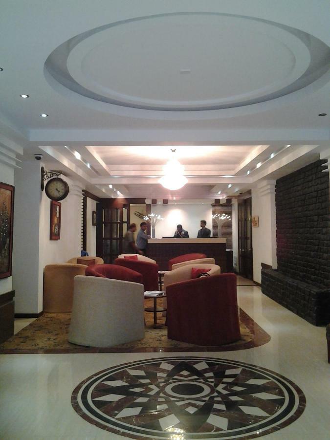 Grand Oriental Hotel Dhaka Bagian luar foto